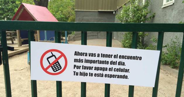 Desligue o celular - Espanhol