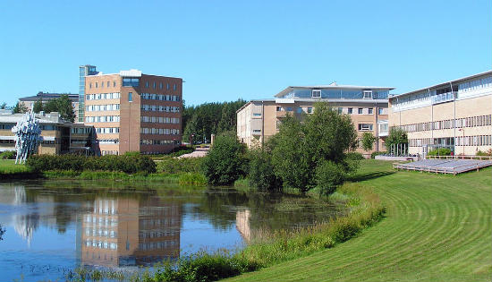 Umea University | Foto: Mikael Lindmark, via Wikimedia Commons