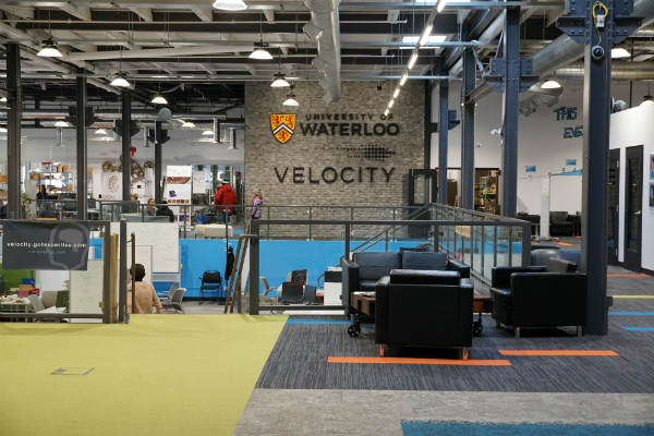 A incubadora Velocity da Universidade de Waterloo, no Canadá | Foto: Andrea Tissenbaum